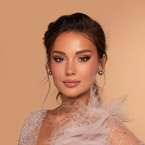 ألموند براون ألموند براون