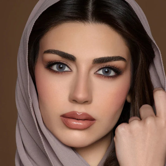 كلاودي جراي